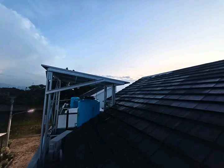 Panel Surya Bekerja Berdasarkan Prinsip